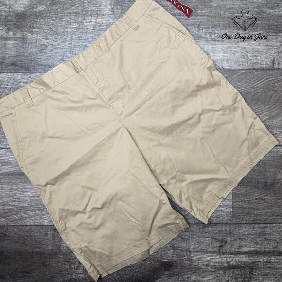 Merona Mid Waist Curvy Fit Chino Shorts Size 18 - Picture 1 of 6